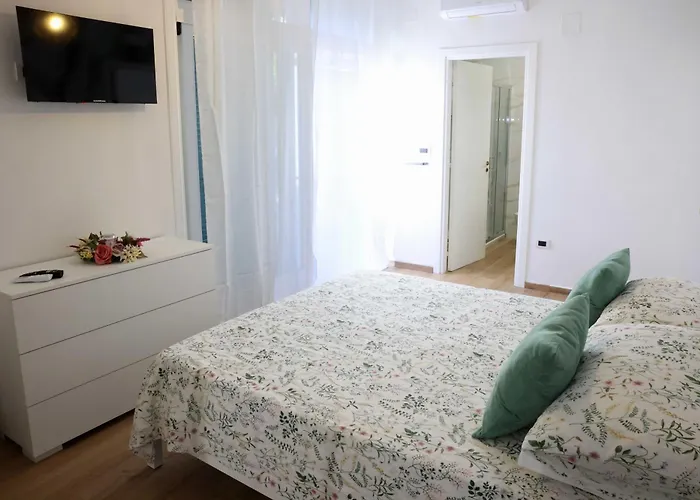 Πανσιόν Dream Garden Scafati