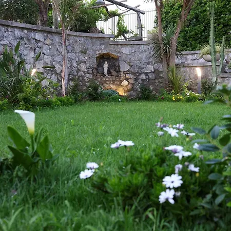 Pensión Dream Garden Scafati